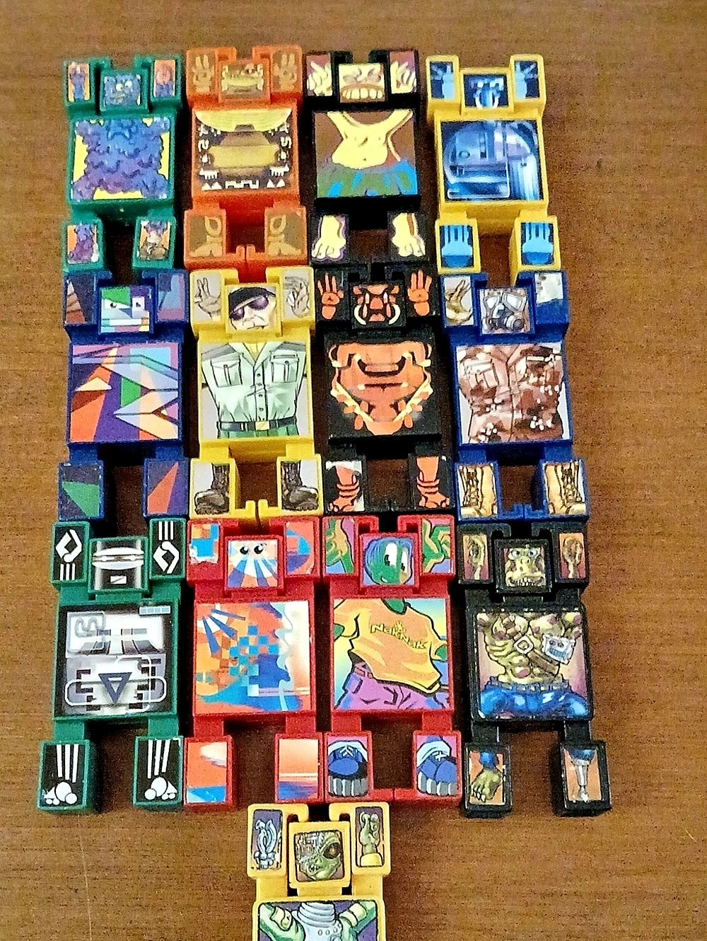 Hasbro Nak Nak 2002 Building Battle Blocks Figures 13 Pieces Y2k Millenial Toys